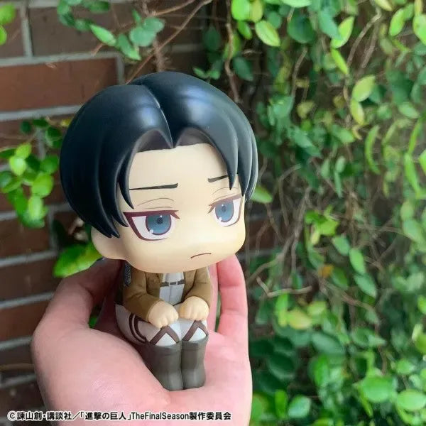 MegaHouse-Attack-On-Titan-Levi-Figure-110mm