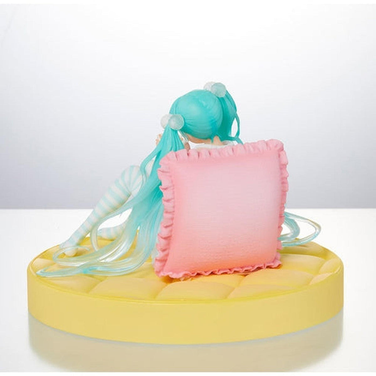 Vocaloid Hatsune Miku Original Casual Wear Version Statue