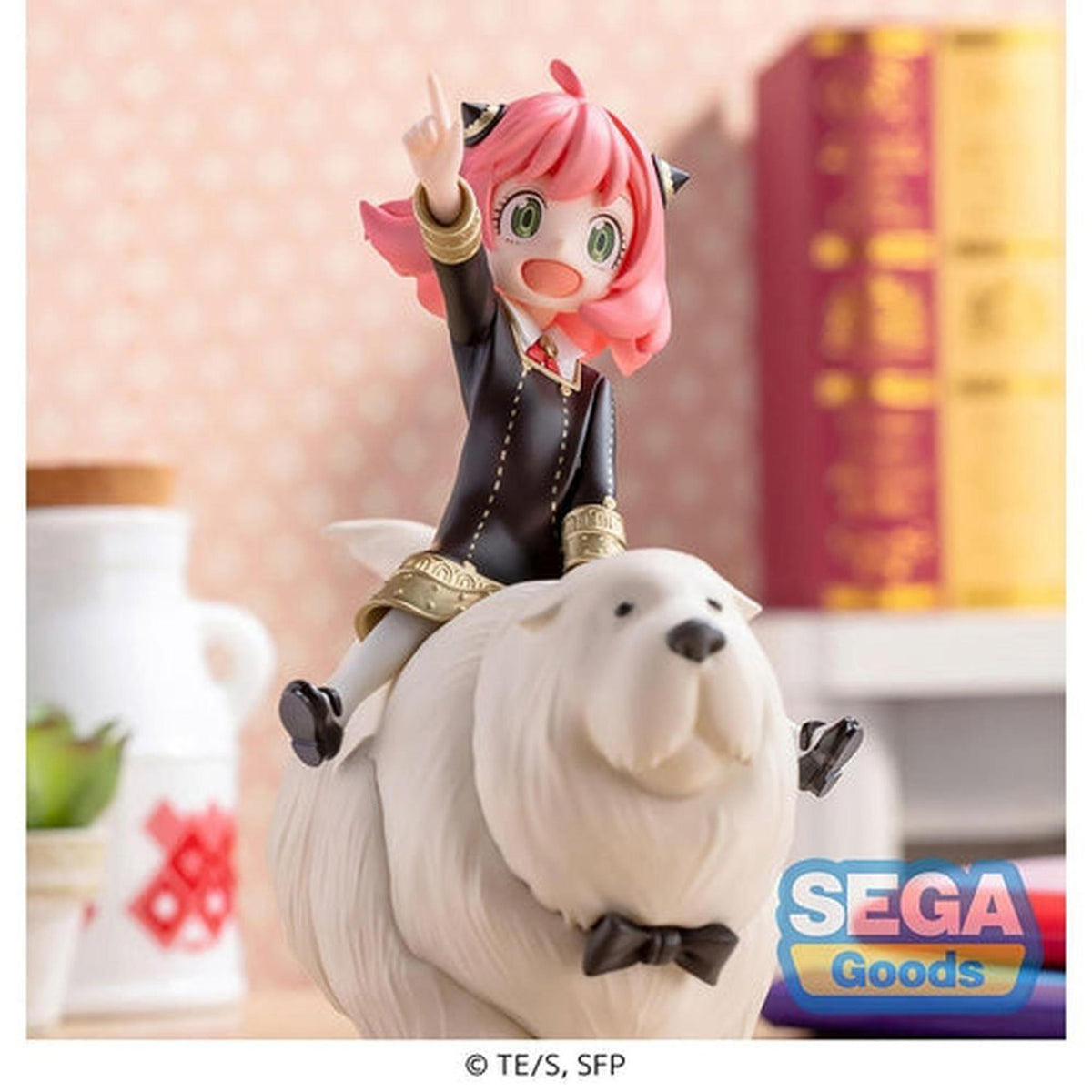 Spy x Family Anya Forger and Bond Forger Premium Statue